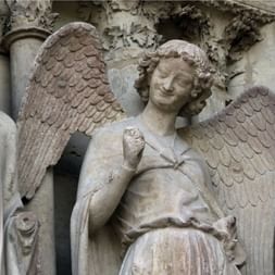 Détail de la cathédrale de Reims, Ange au sourire