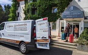 Notre collaborateur Julien en pleine tournée bagage