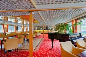 Le MS Normandie, salon