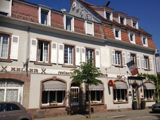 Façade de l'Hôtel Beauséjour 3* à Colmar