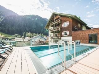 Anton am Arlberg : Hôtel Schwarzer Adler