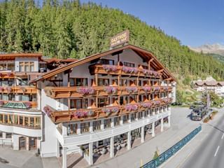 Ötztal : Grauer Bär Gasthof & Restaurant