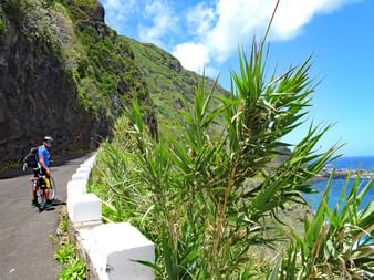 Environs de Porto Moniz