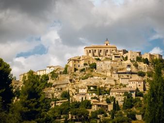 luberon randonnee vaucluse vielle ville gordes