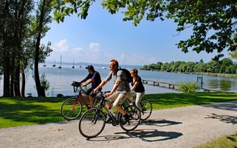 A vélo sur les rives de l'Amersee
