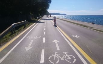 Piste cyclable le long de la Mer adriatique