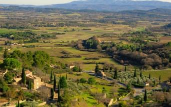 luberon randonnee vue gordes
