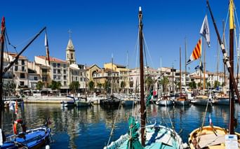 cassis ville vieux port