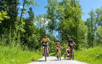 Vacances en famille sur l'Alpe Adria, entre Salzbourg et Villach en Autriche