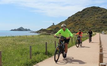 De Bastia à Ajaccio à vélo