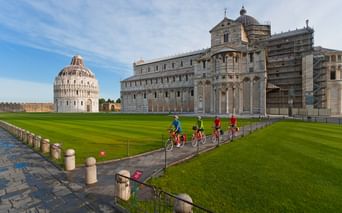 Visiter Pise à vélo