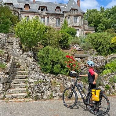 Cyclotouriste à Truyes
