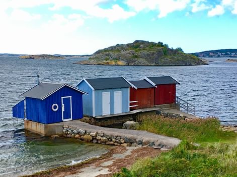 Cabane de pêcheurs sur la côte ouest suédoise
