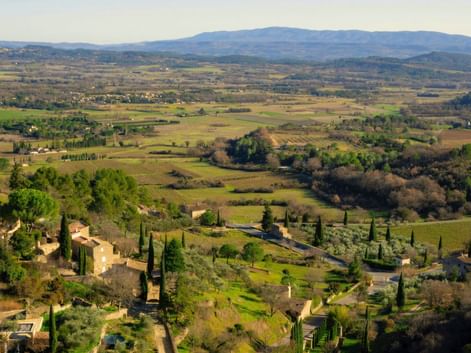 luberon randonnee vue gordes