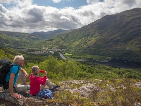 Randonneurs en pause au Kinlochleven