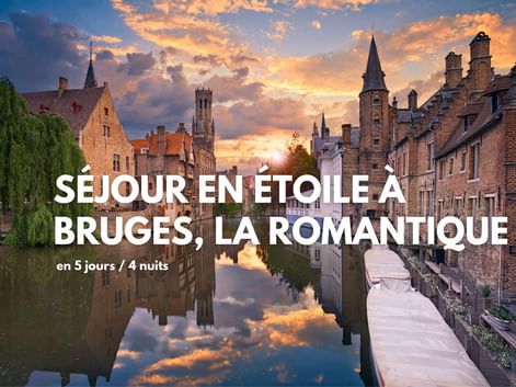 Vue des canaux de Bruges au soleil couchant