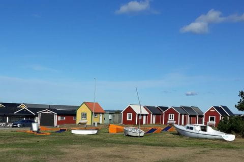 Maisons de bois rouge typiquement suédoise, sur la côte ouest suédoise