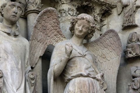Détail de la cathédrale de Reims, Ange au sourire