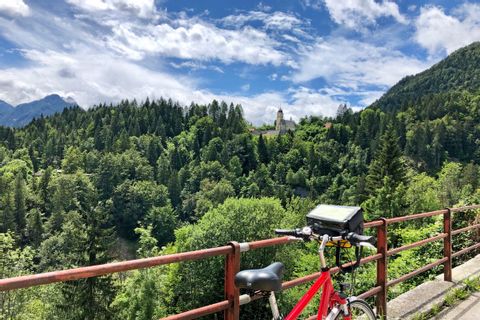 Vue depuis la piste cyclable de l'Alpe Adria