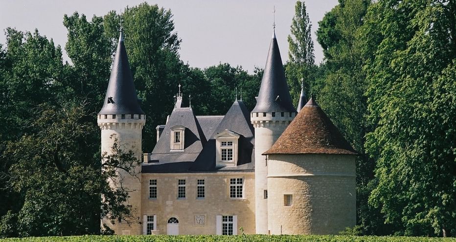 Vue du château d'Agassac dans le Médoc