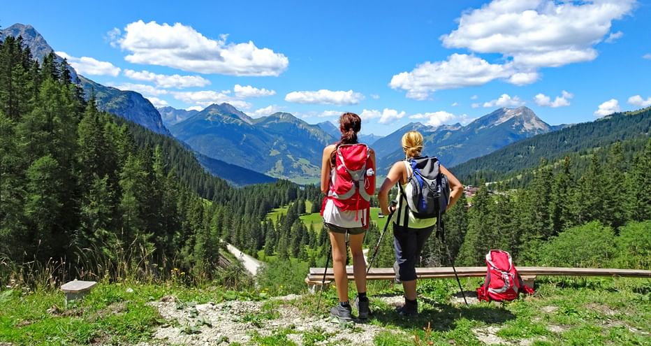 Randonneuses dans les environs de la Zugspitze