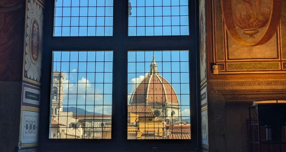 Vue sur la coupole du Duomo de Florence, depuis le premier étage du Palazzo Vecchio